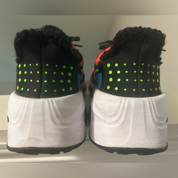 Nike CruzrOne Running Shoes - Picture 2 of 5